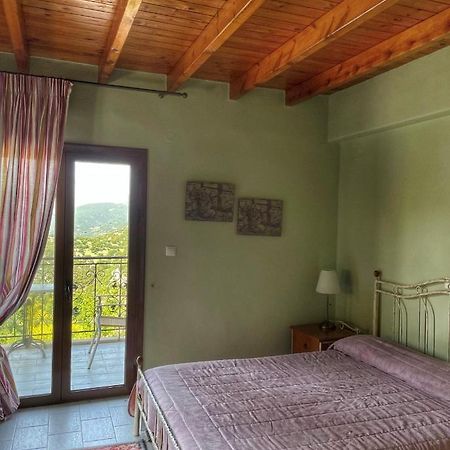 Hotel Xenonas Vasilikou Valtessiniko Esterno foto