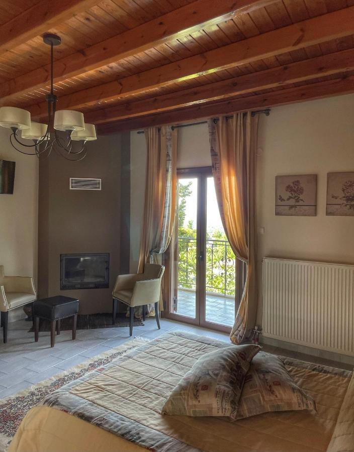 Hotel Xenonas Vasilikou Valtessiniko Esterno foto