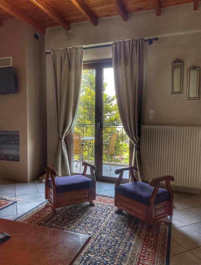 Hotel Xenonas Vasilikou Valtessiniko Esterno foto